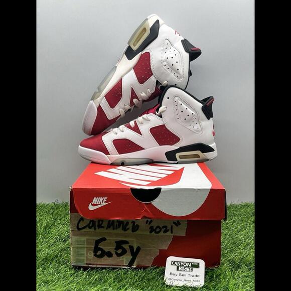 Jordan 6 Retro Carmine (GS). size 5.5Y - Picture 7 of 7